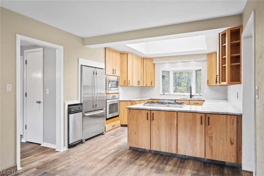 29475 Bolingbrook Road Pepper Pike, OH 44124 - Photo 11 of 49 Kitchen, from eat in kitchen area.