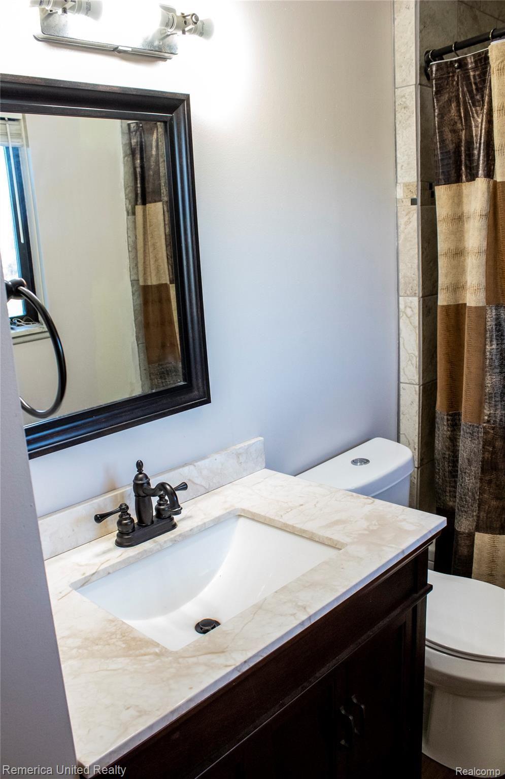 7257 Cedar Lake Road Pinckney, MI 48169 - Photo 16 of 44 16.jpg