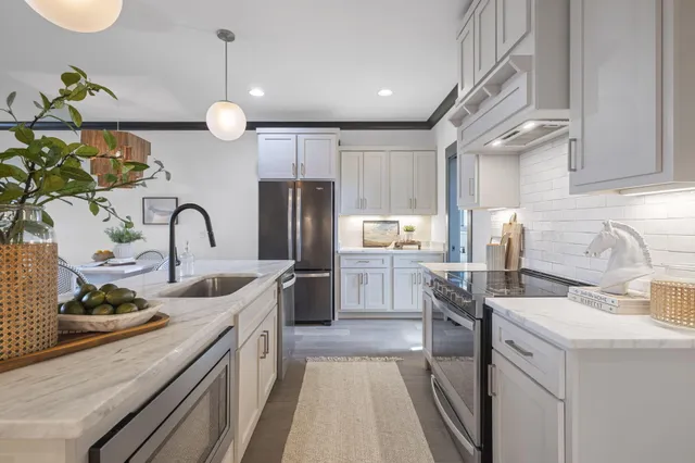 $399,000 | 1832 Madison Street, Chattanooga, TN 37408