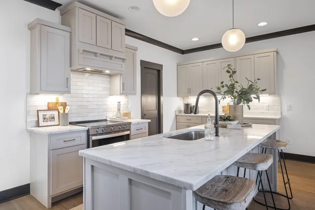 $399,000 | 1832 Madison Street, Chattanooga, TN 37408