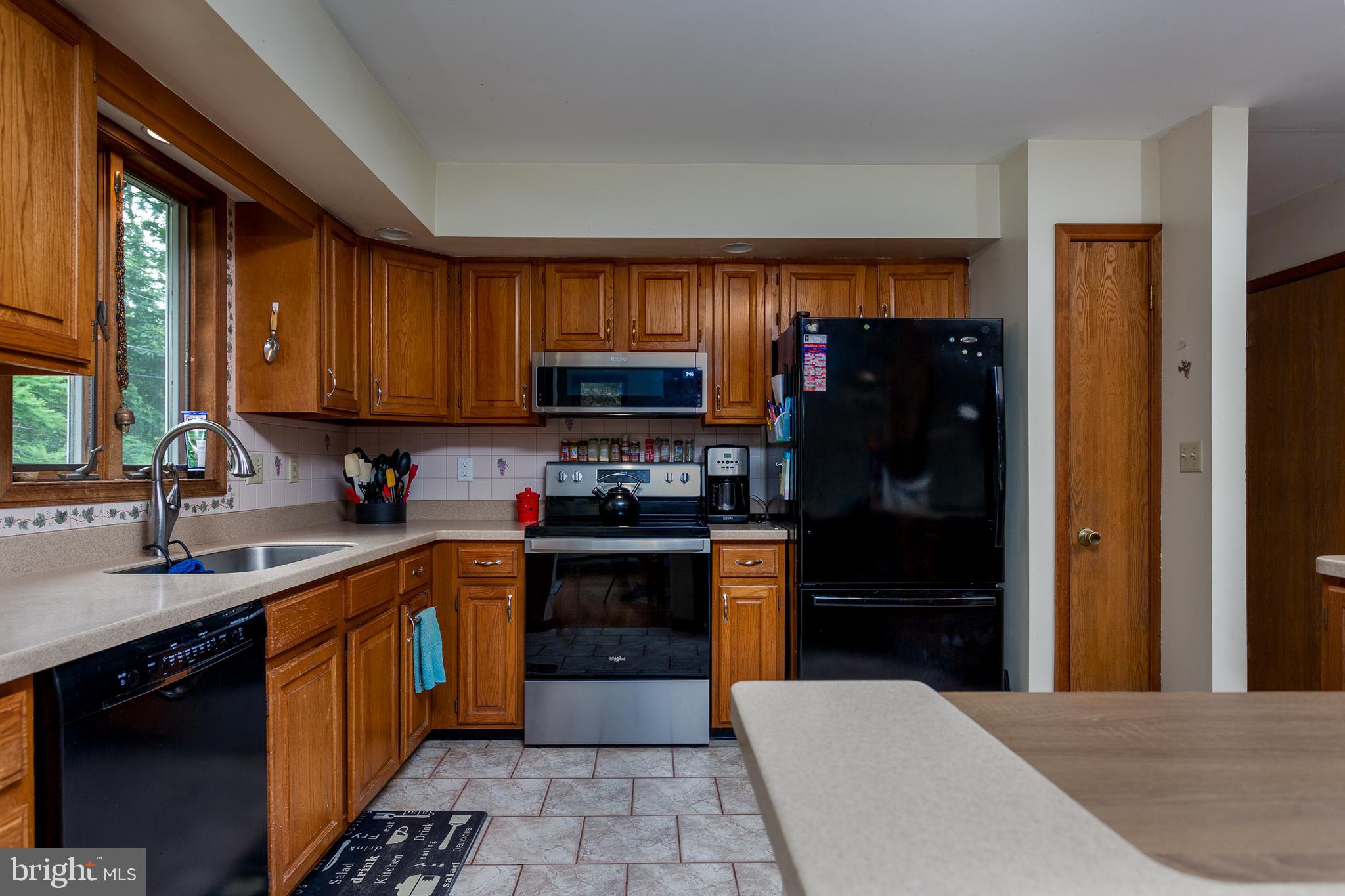 3240 Church View Road Coopersburg, PA 18036 - Photo 12 of 53 Kitchen