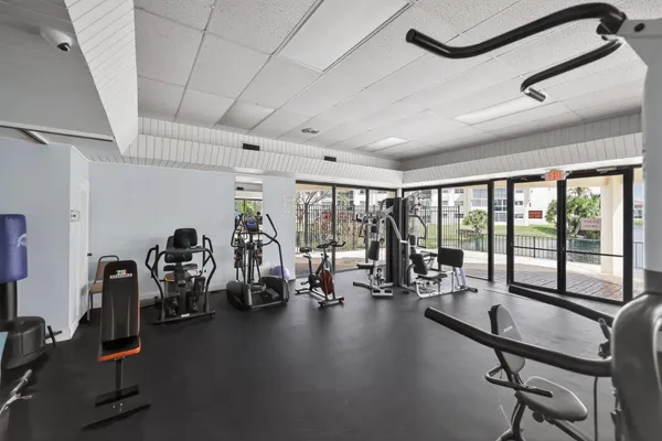 $90,000 | 8051 Sunrise Lakes Drive North, Unit 307, Sunrise, FL 33322