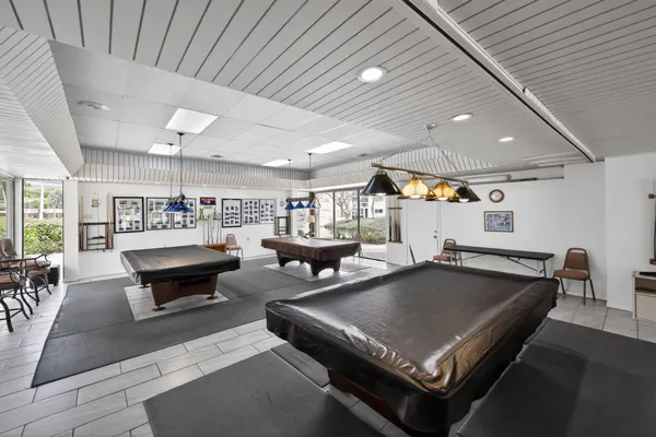 $90,000 | 8051 Sunrise Lakes Drive North, Unit 307, Sunrise, FL 33322