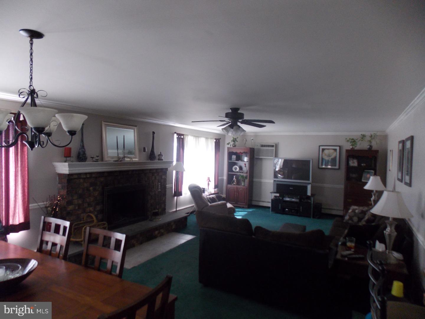 41 Jasmine Road Levittown, PA 19056 - Photo 12 of 21