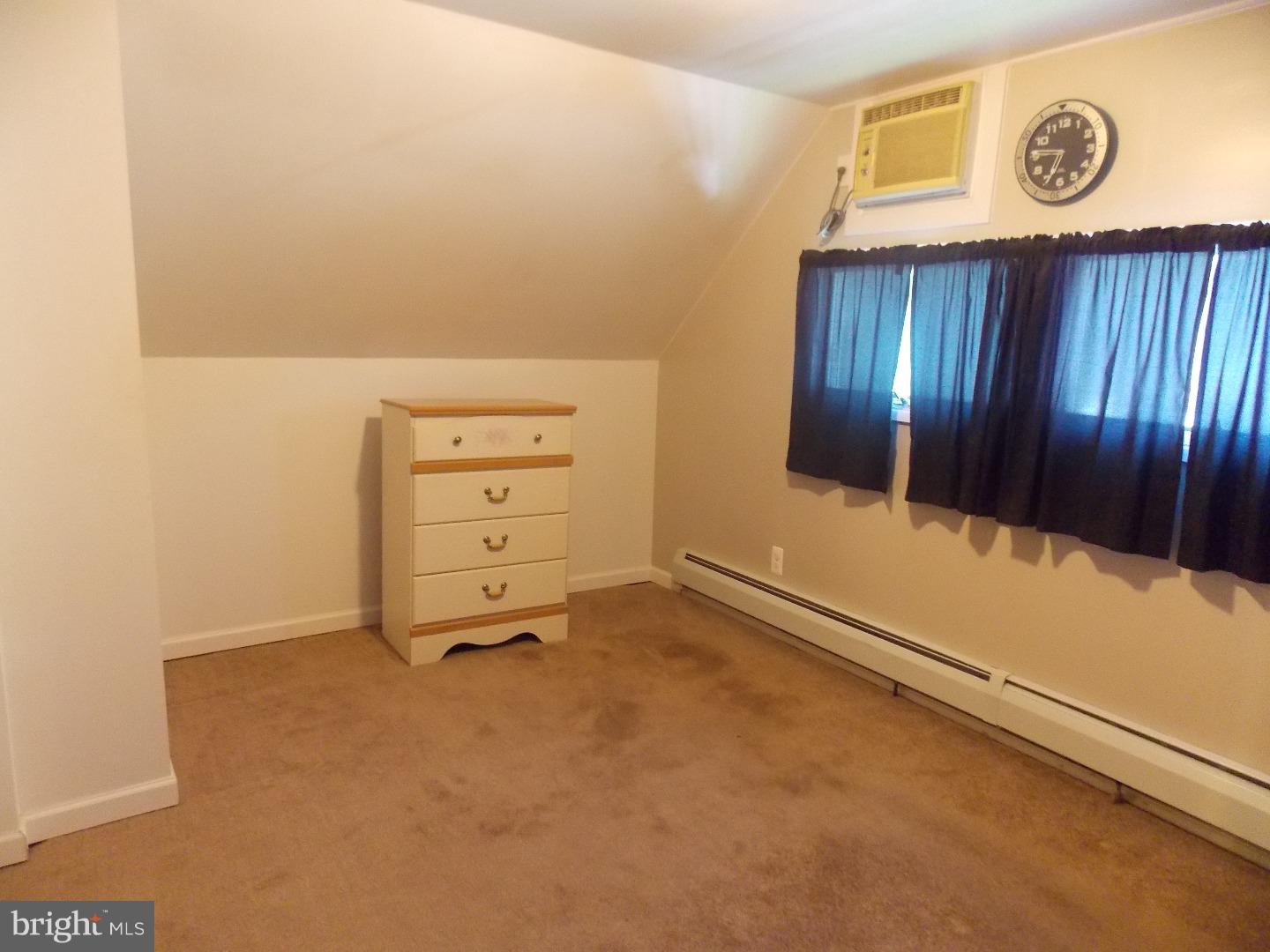 41 Jasmine Road Levittown, PA 19056 - Photo 19 of 21