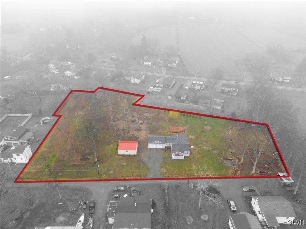 62 School Lane Reading, PA 19606 - Photo 4 of 33