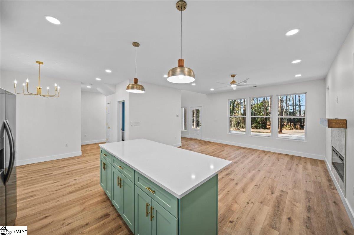 102 Hillandale Road Greenville, SC 29609 - Photo 5 of 25 Gallery Image 5