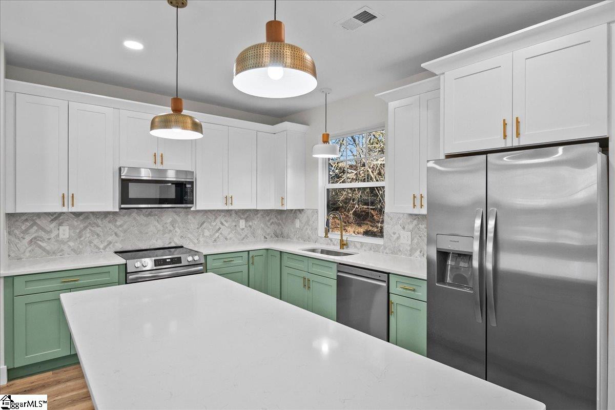 102 Hillandale Road Greenville, SC 29609 - Photo 8 of 25 Gallery Image 8