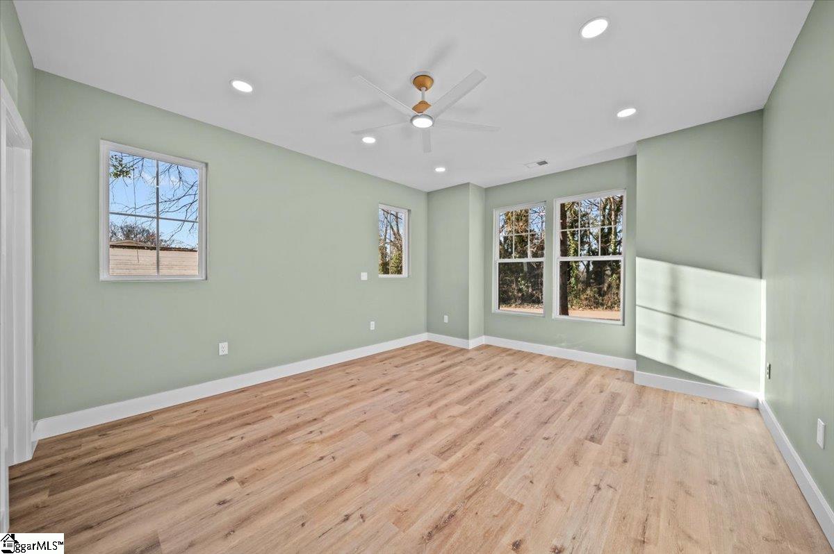 102 Hillandale Road Greenville, SC 29609 - Photo 10 of 25 Gallery Image 10