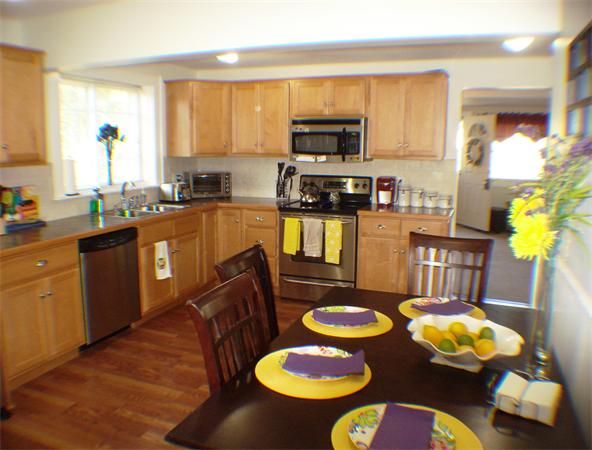 5 Indian Road Wayland, MA 01778 - Photo 3 of 14
