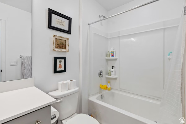 1323 South Raintree Lane Santaquin, UT 84655 - Photo 16 of 23 Full bath featuring vanity and shower / bath combination with curtain