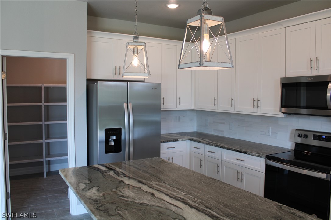12401 River Road Fort Myers, FL 33905 - Photo 10 of 25 Gallery Image 10