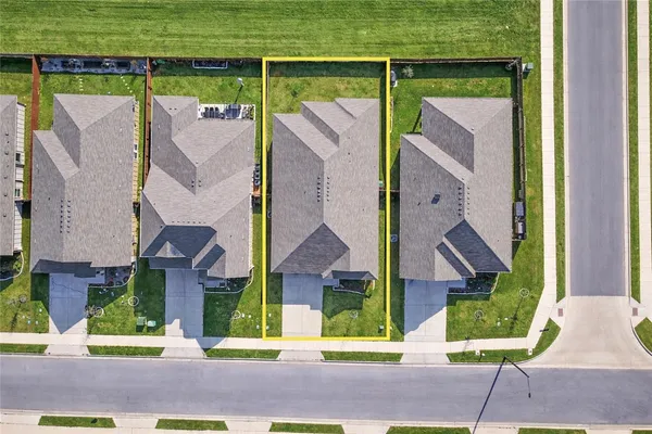 $335,000 | 1967 Lili Cove, Bryan, TX 77807