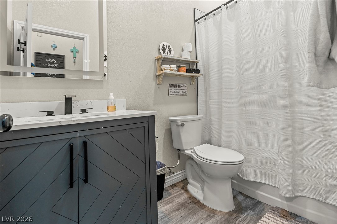 104 Iridescent Street Henderson, NV 89012 - Photo 15 of 25