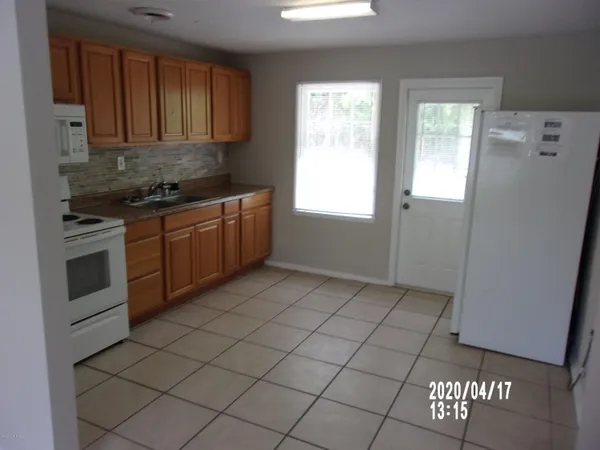 $1,600 | 53 Shady Lane, Rockledge, FL 32955