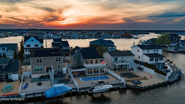 $1,699,950 | 506 Bayview Drive, Toms River, NJ 08753