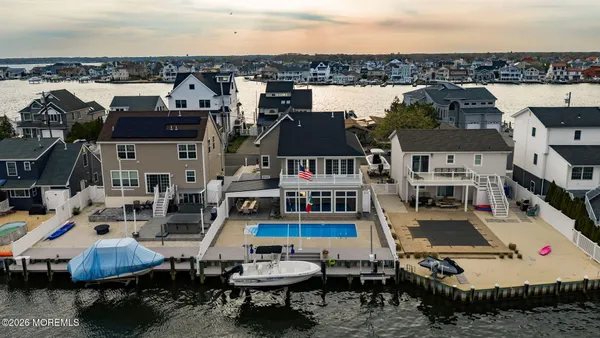 $1,699,950 | 506 Bayview Drive, Toms River, NJ 08753