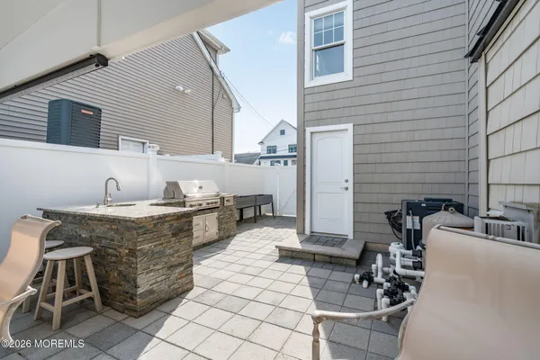 $1,699,950 | 506 Bayview Drive, Toms River, NJ 08753