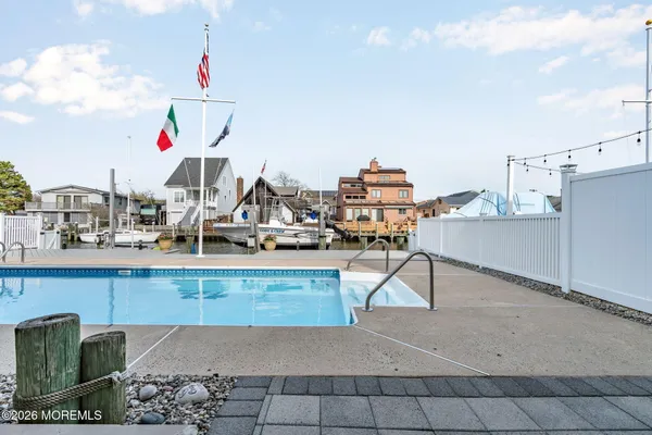 $1,699,950 | 506 Bayview Drive, Toms River, NJ 08753