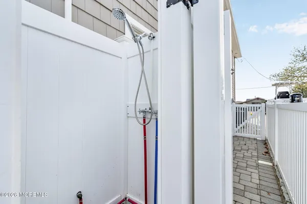 $1,699,950 | 506 Bayview Drive, Toms River, NJ 08753