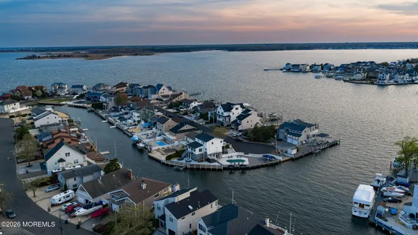 $1,699,950 | 506 Bayview Drive, Toms River, NJ 08753