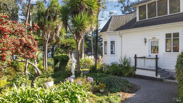 $10,800,000 | 620 El Salto Drive, Capitola, CA 95010