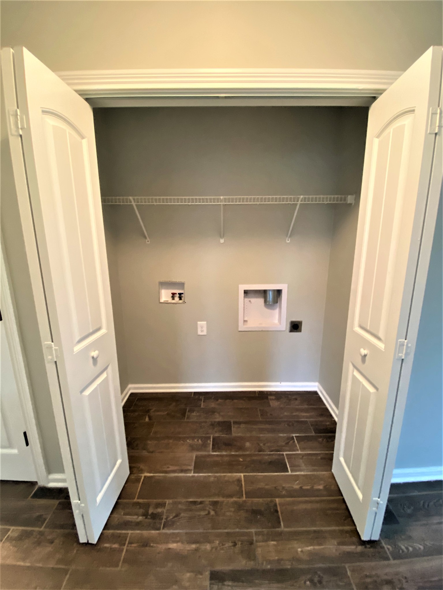 4200 Station Road Cunningham, TN 37052 - Photo 21 of 37 a view of wooden door