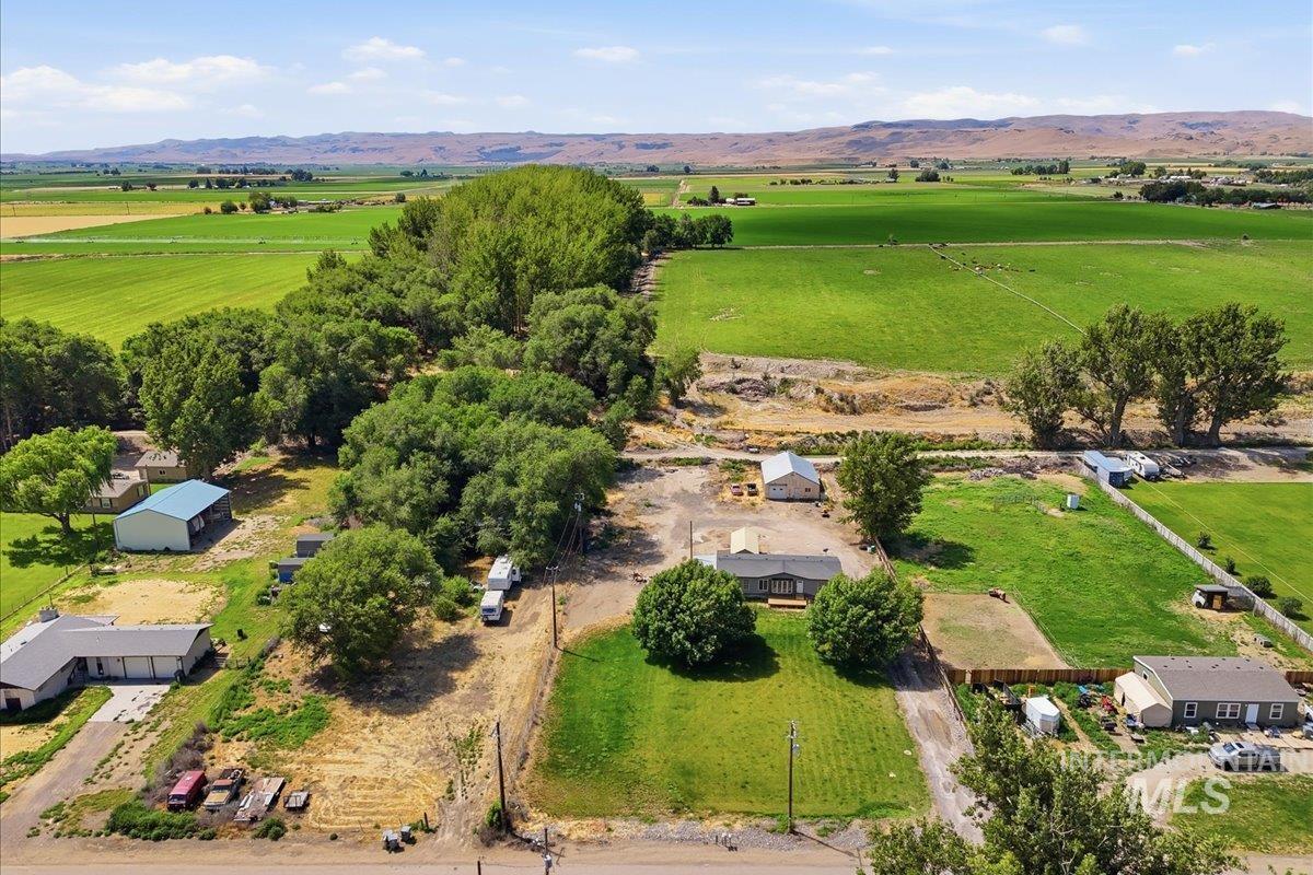 3065 Pioneer Road Homedale, ID 83628 - Photo 4 of 36