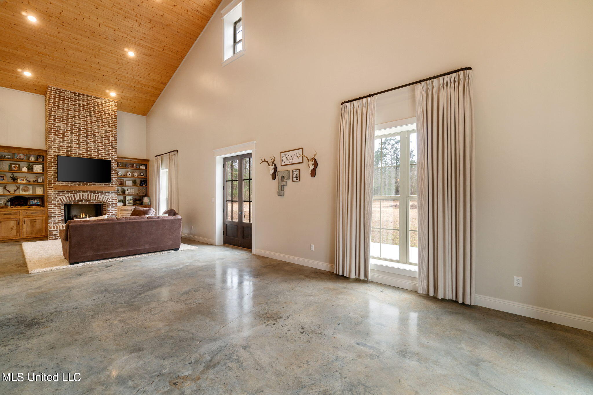 2900 Purvis Oloh Road Sumrall, MS 39482 - Photo 34 of 64 2900_Purvis-Oloh_Road-Interiors-5