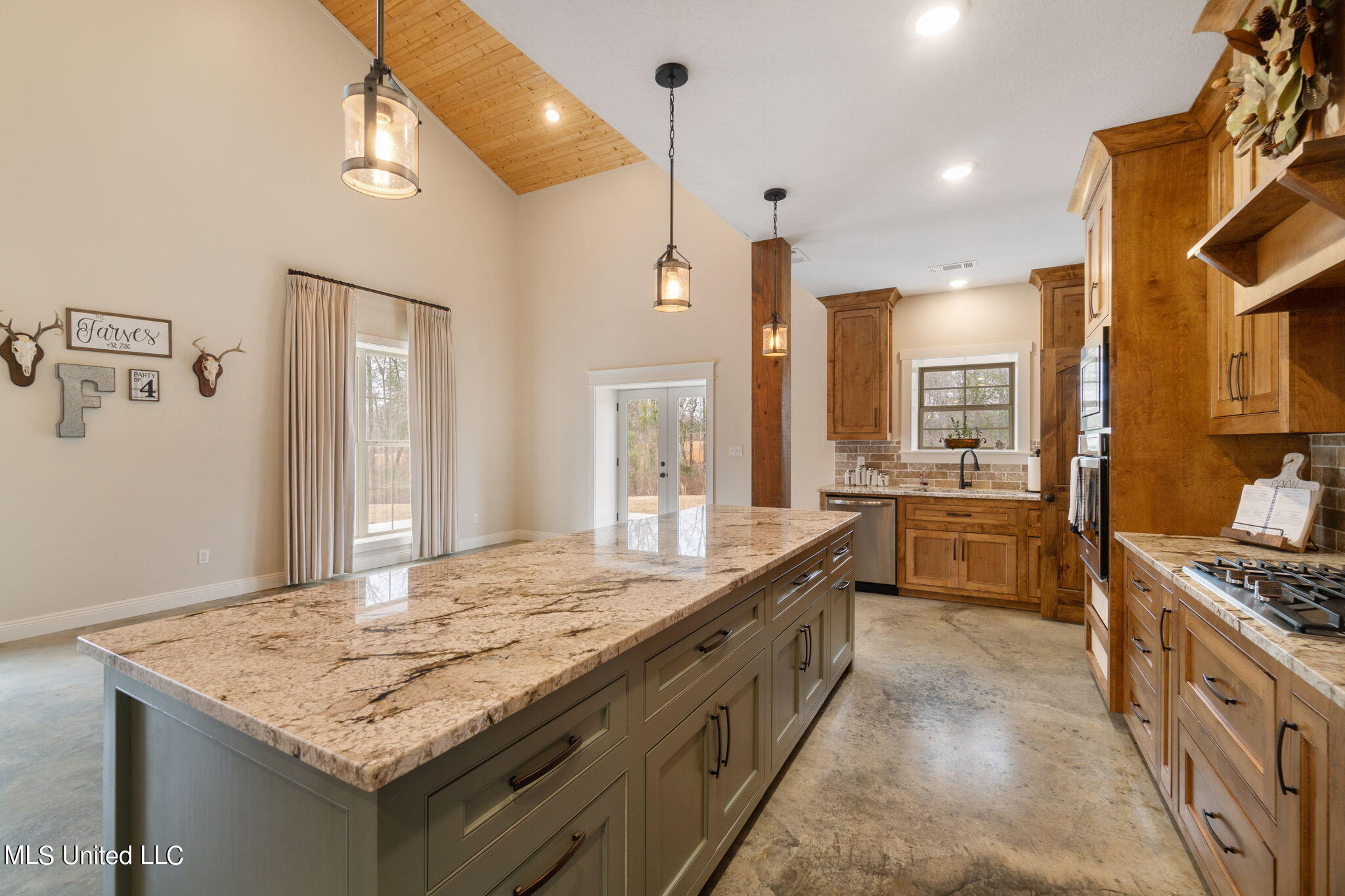 2900 Purvis Oloh Road Sumrall, MS 39482 - Photo 39 of 64 2900_Purvis-Oloh_Road-Interiors-10