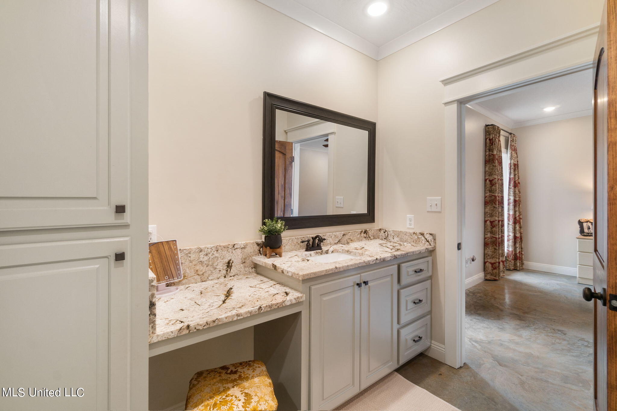 2900 Purvis Oloh Road Sumrall, MS 39482 - Photo 47 of 64 2900_Purvis-Oloh_Road-Interiors-18
