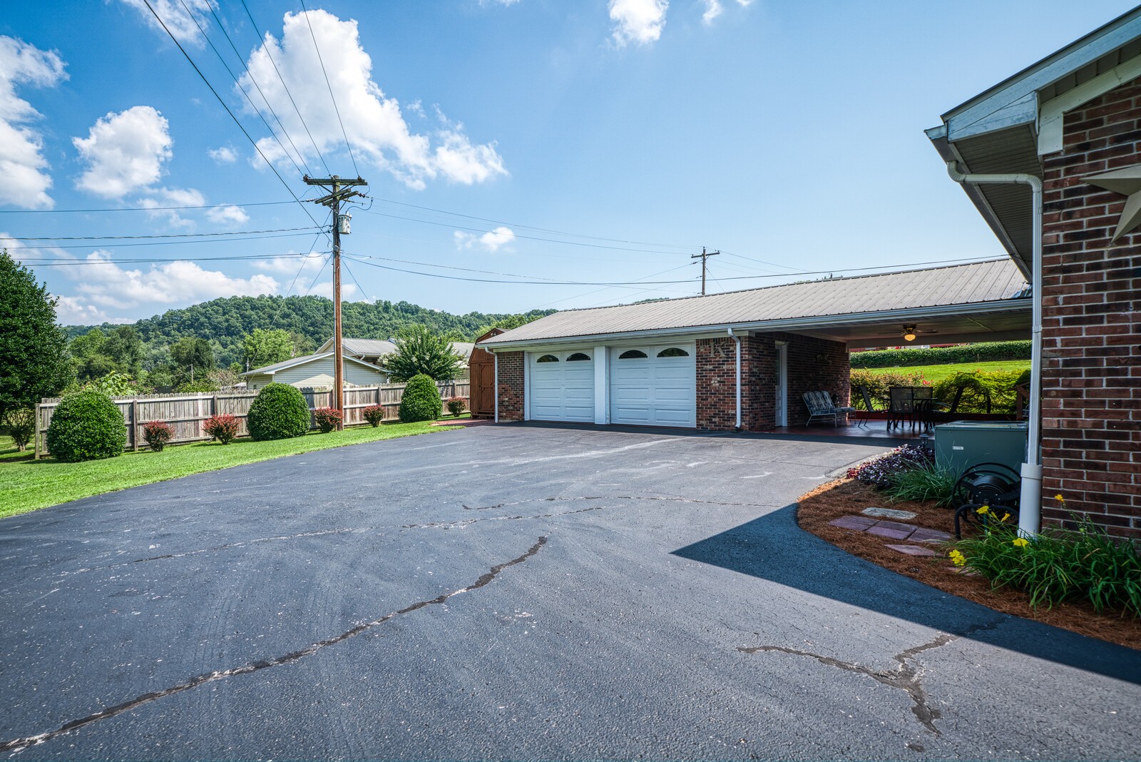 803 Riverside Circle Celina, TN 38551 - Photo 6 of 37 Gallery Image 6