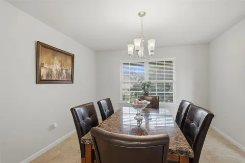 $350,000 | 12535 West Hillock Lane, Houston, TX 77047