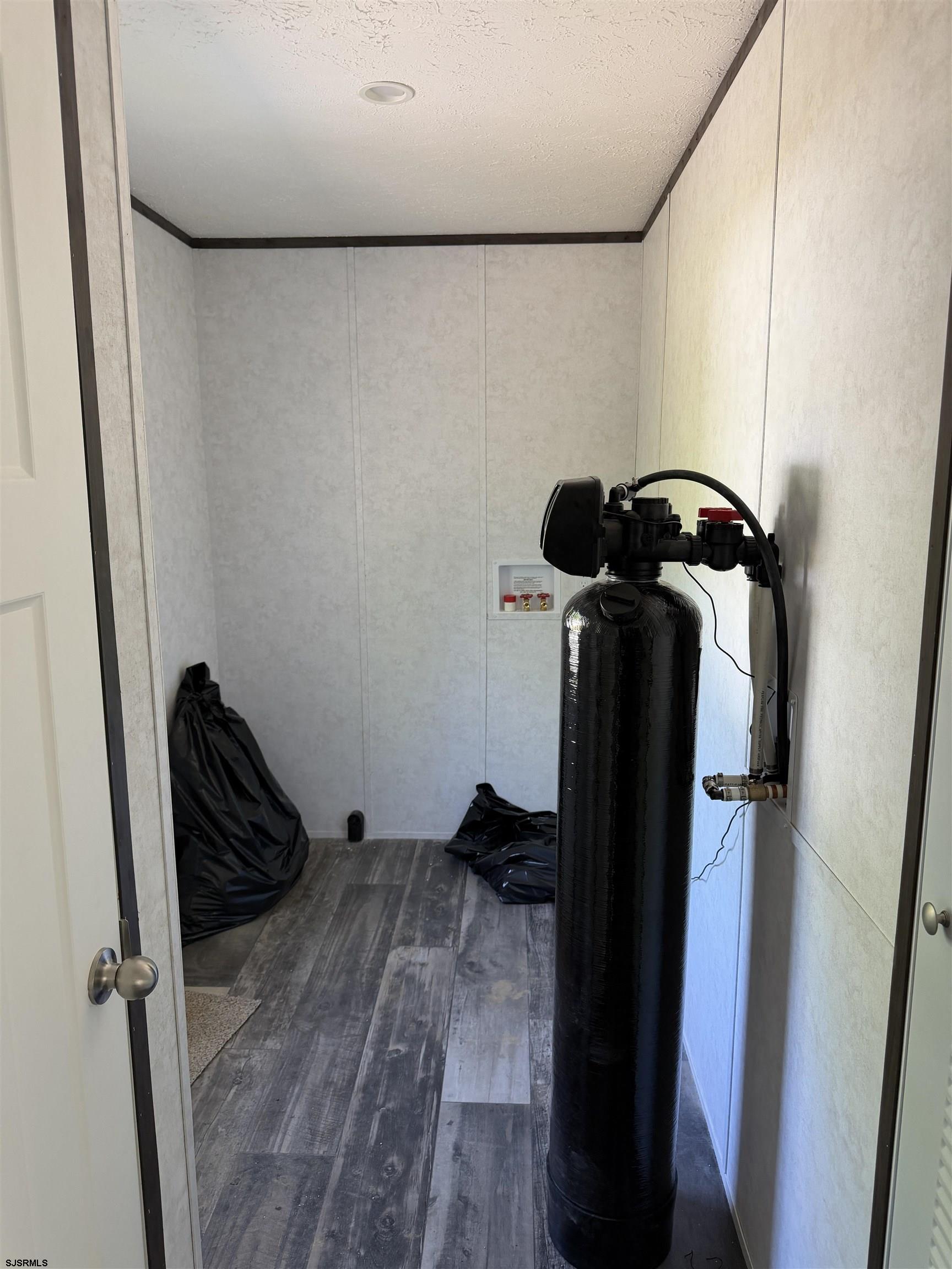433 Poplar Road Laurel Lake, NJ 08332 - Photo 6 of 12 a view of walk in closet