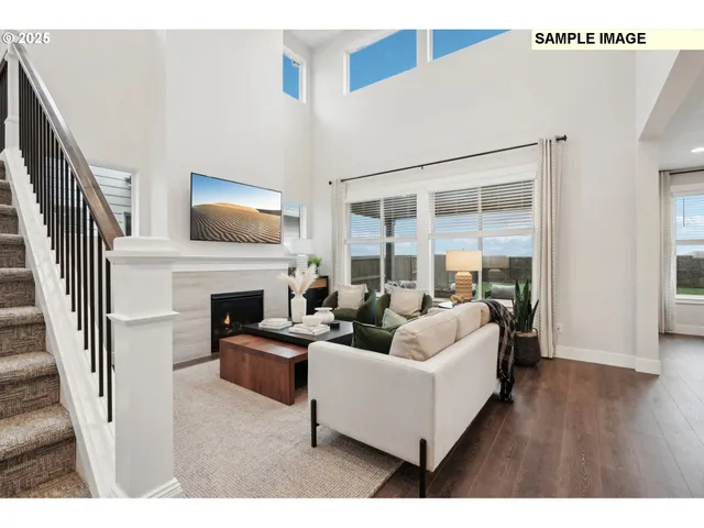 $674,455 | 708 Magnolia Avenue, Unit 44, Woodburn, OR 97071