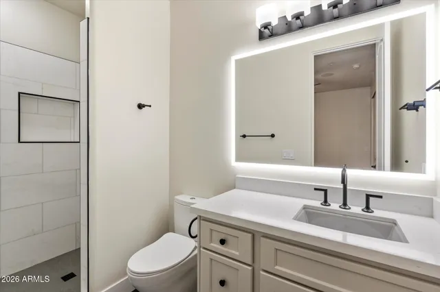 $1,675,000 | 6123 West Alameda Road, Glendale, AZ 85310