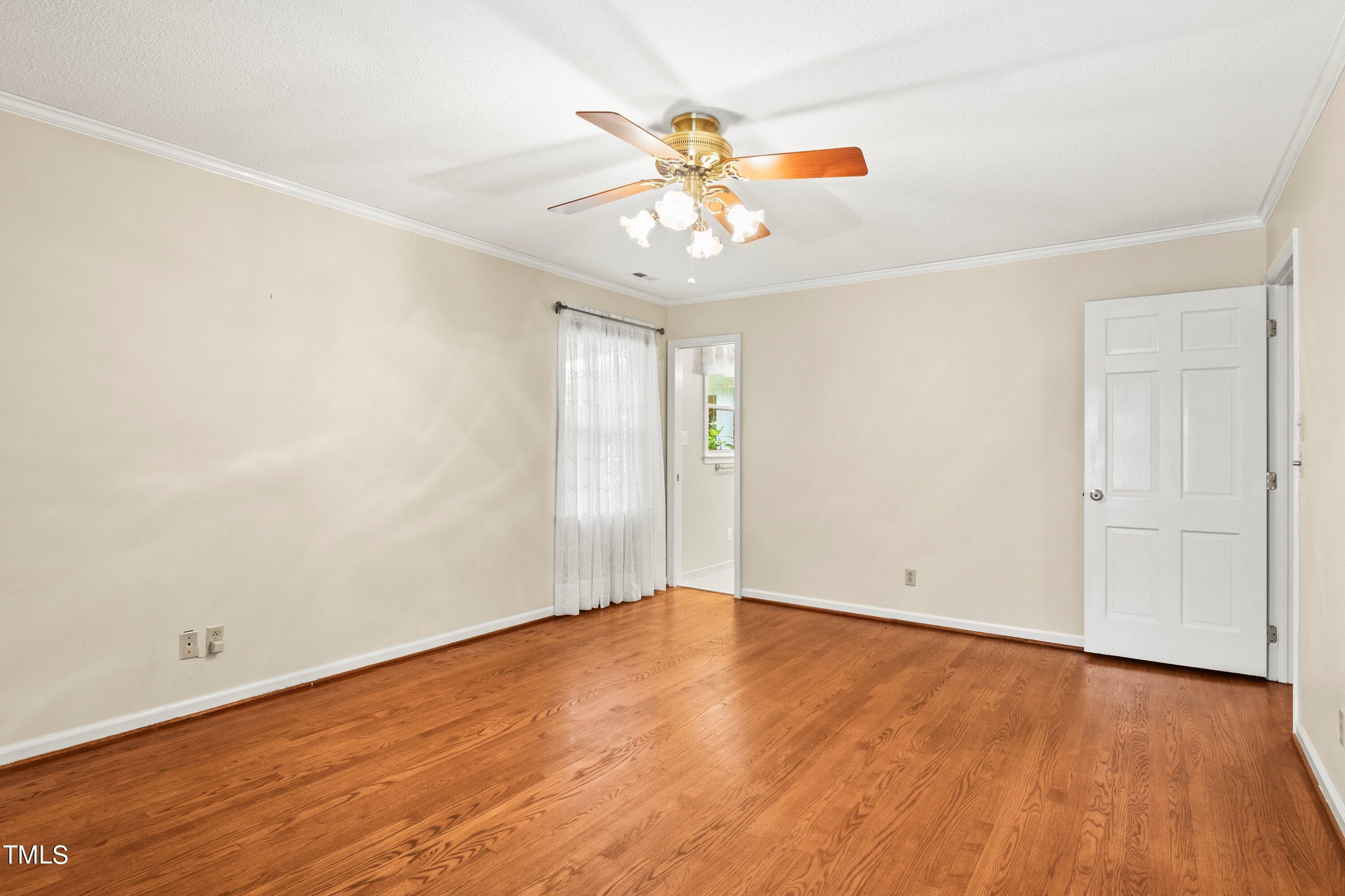 4809 Connell Drive Raleigh, NC 27612 - Photo 34 of 51 42-202406124809 Connell Dr036