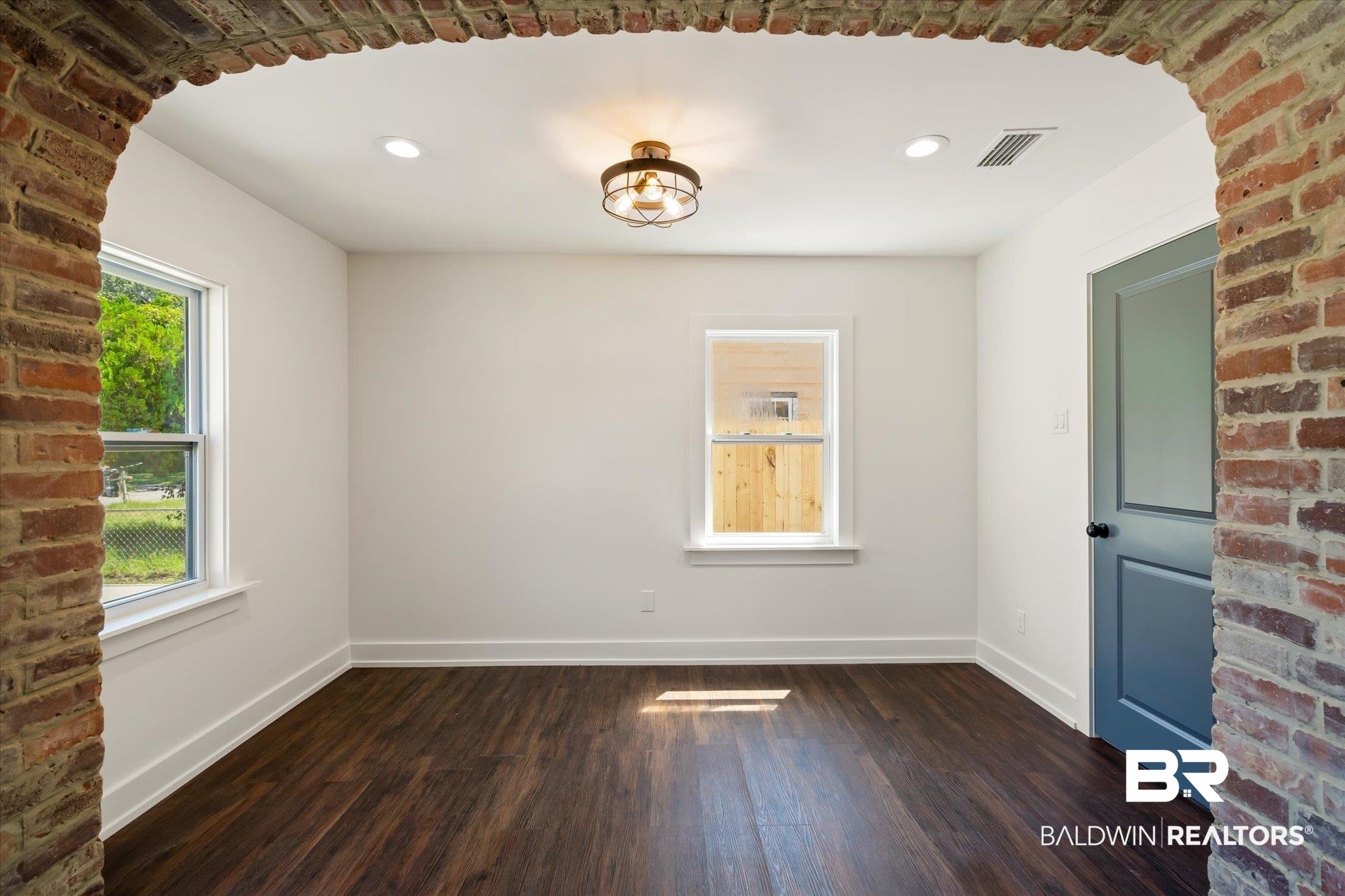 2259 Clinton Street Mobile, AL 36617 - Photo 4 of 20