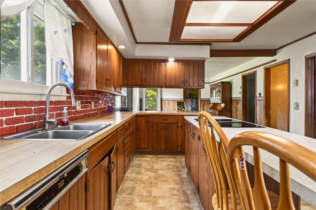 11287 Ridge Road Huron, NY 14590 - Photo 14 of 38 KITCHEN, WELL MAINTAINED