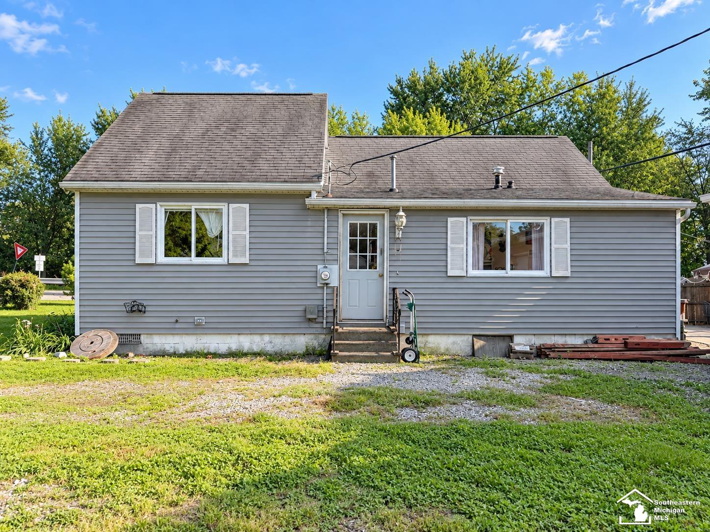 5665 Venice Road Newport, MI 48166 - Photo 1 of 23 Gallery Image 1