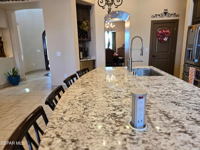 $868,900 | 3370 Opitz Road, Anthony, NM 88021