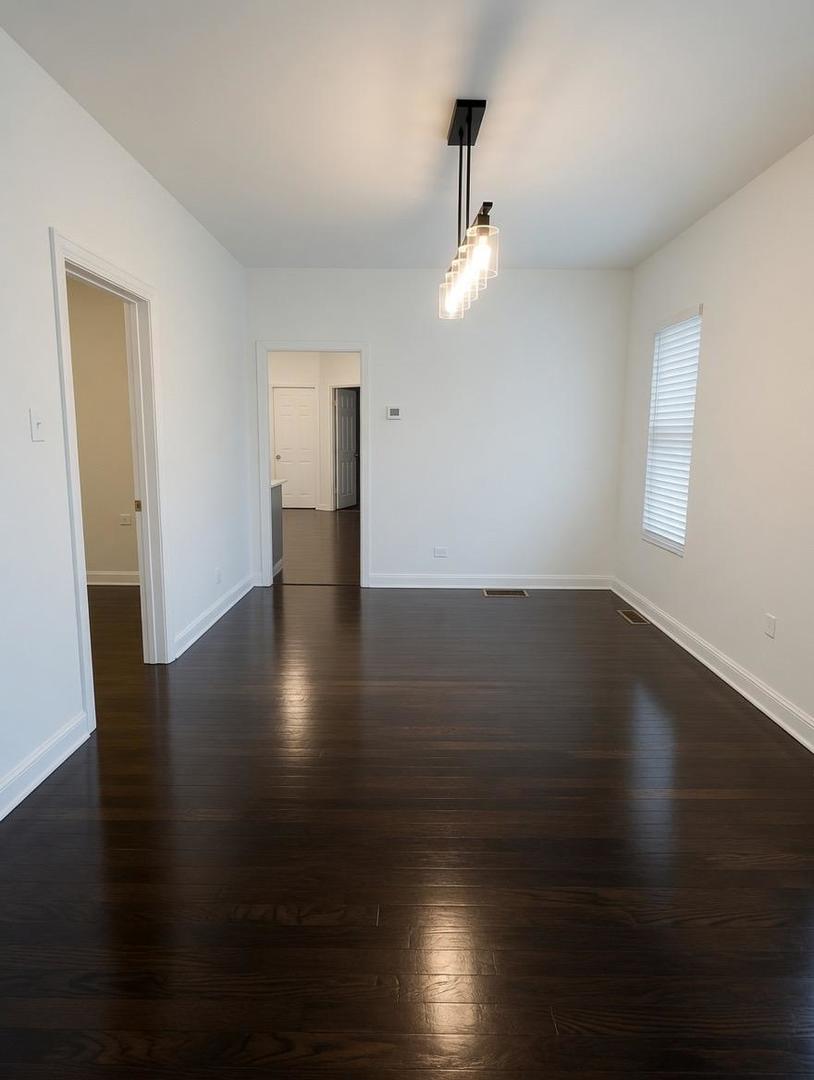 1439 West 16th Street Chicago, IL 60608 - Photo 2 of 7