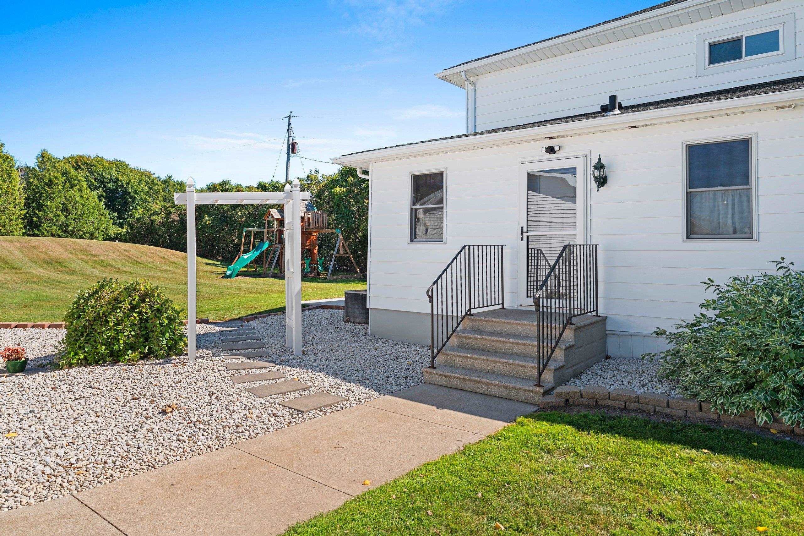 E4510 Lake Road Kewaunee, WI 54216 - Photo 42 of 55 Gallery Image 42