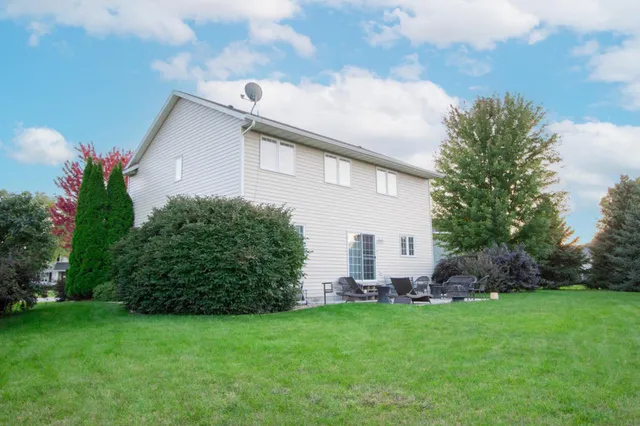 $459,900 | 14 Eagle Ridge Court, North Mankato, MN 56003