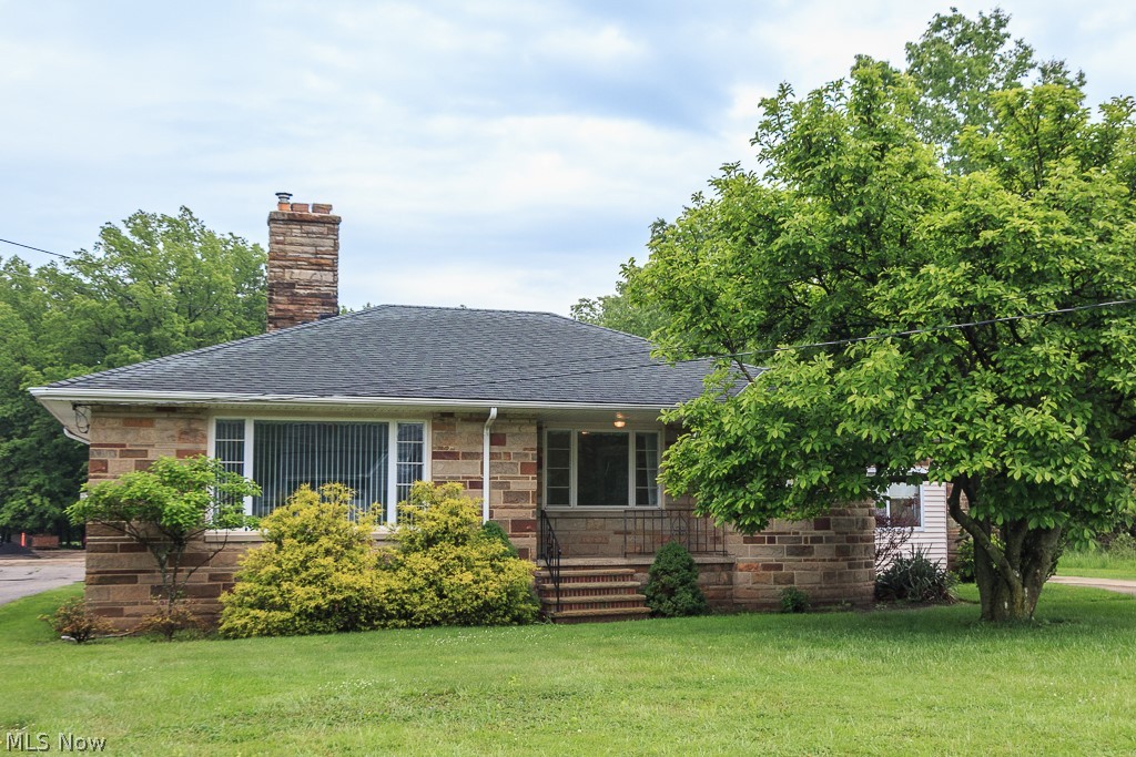 569 Bishop Road Cleveland, OH 44143 - Photo 1 of 26