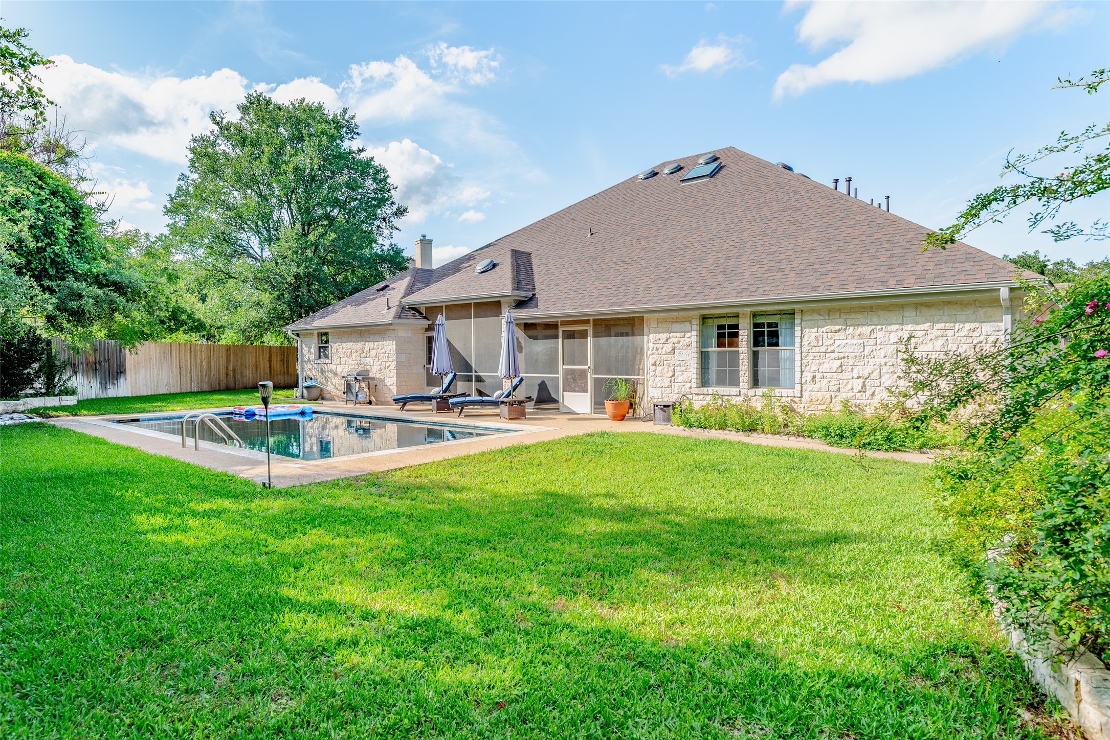 748 Nelson Ranch Road Cedar Park, TX 78613 - Photo 2 of 24 a front view of a house with yard and green space