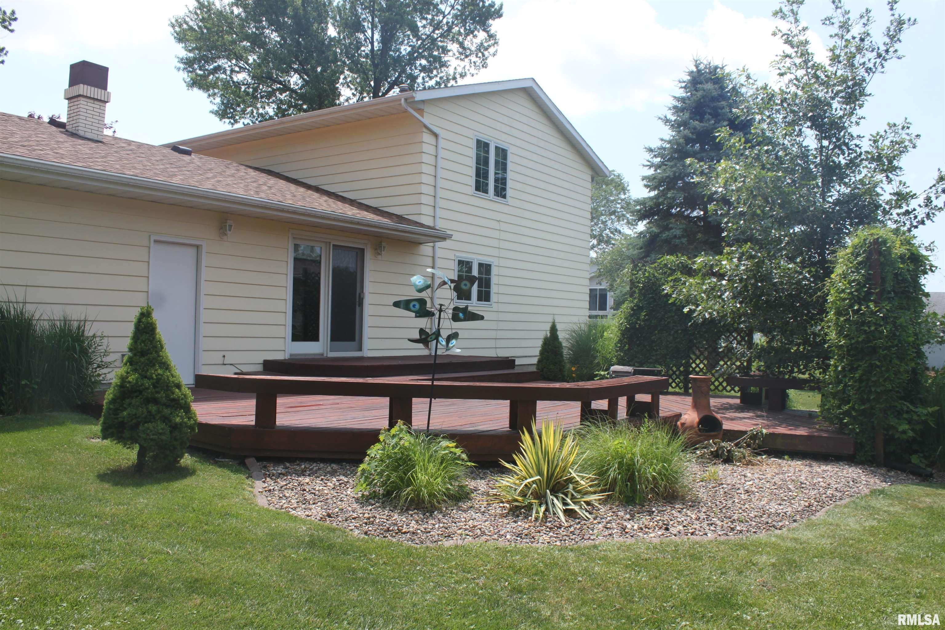 17226 Cedar Road East Moline, IL 61244 - Photo 26 of 32 Gallery Image 26