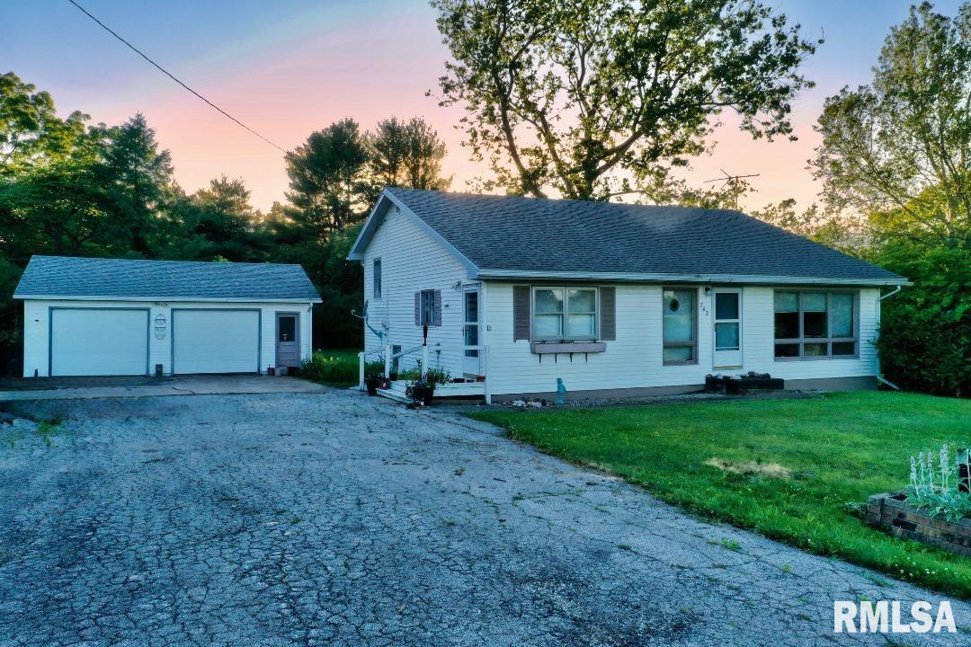 17226 Cedar Road East Moline, IL 61244 - Photo 32 of 32 Gallery Image 32