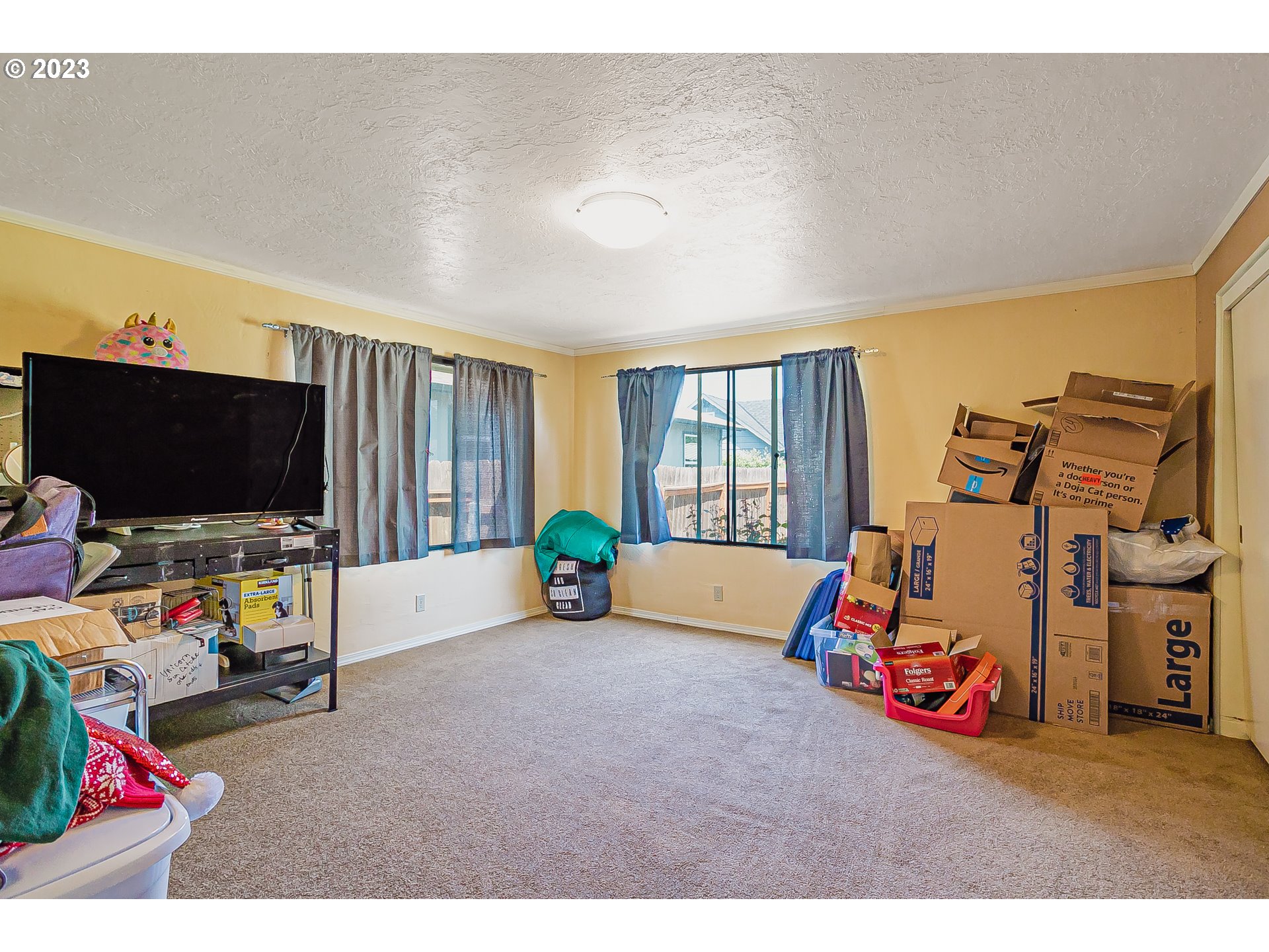 465 North 24th Street Springfield, OR 97477 - Photo 13 of 30 a view of a room with gym equipment