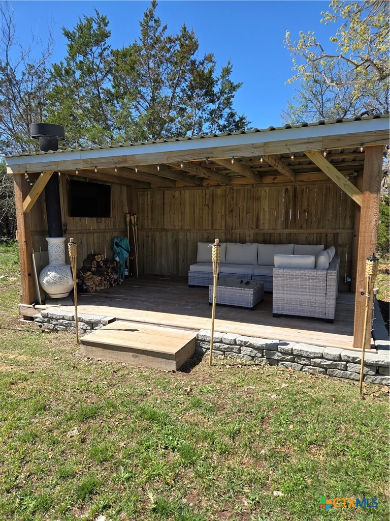 370 County Road 3106 Kempner, TX 76539 - Photo 25 of 34 a backyard of a house with barbeque oven